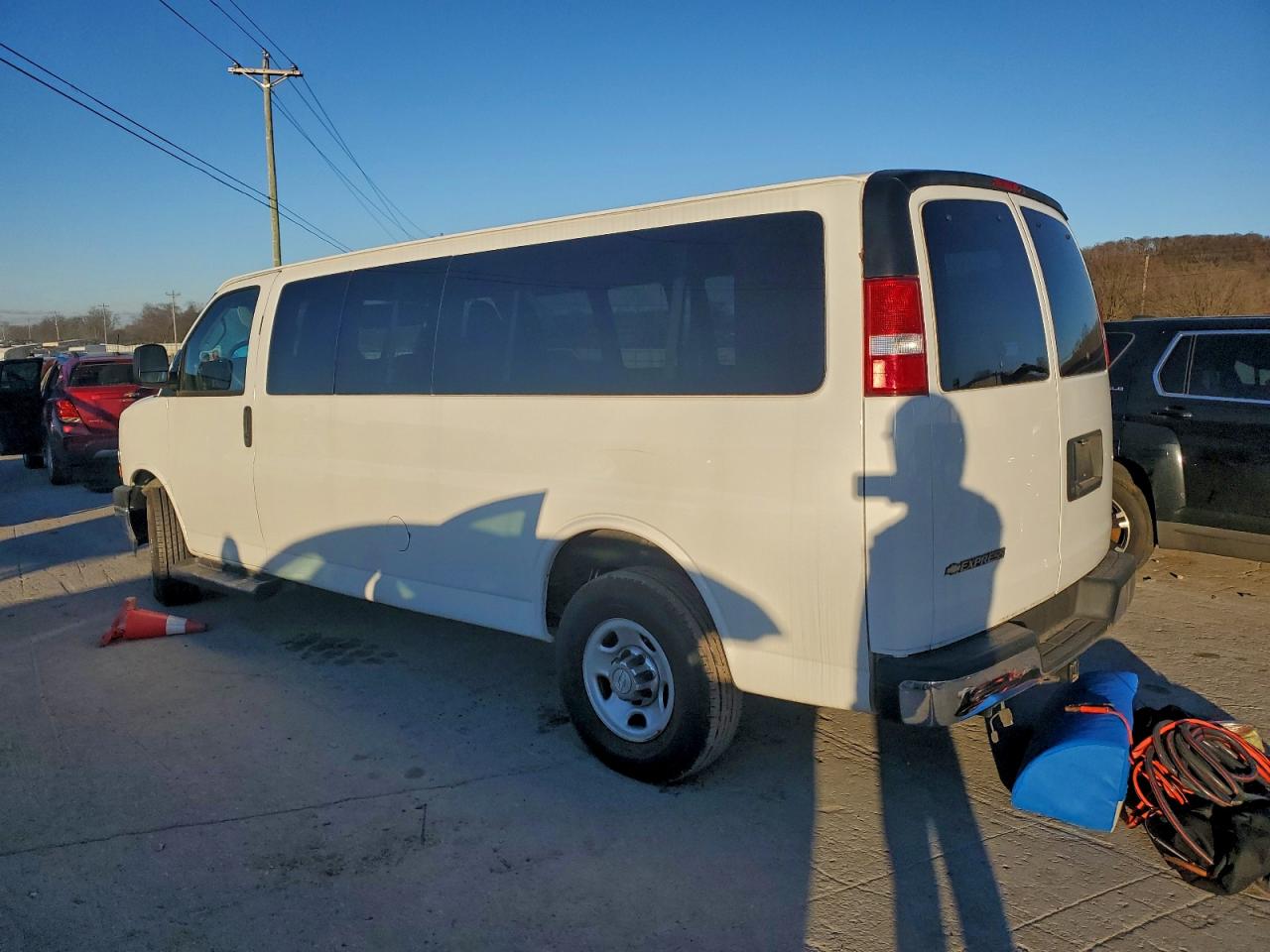 CHEVROLET EXPRESS LT