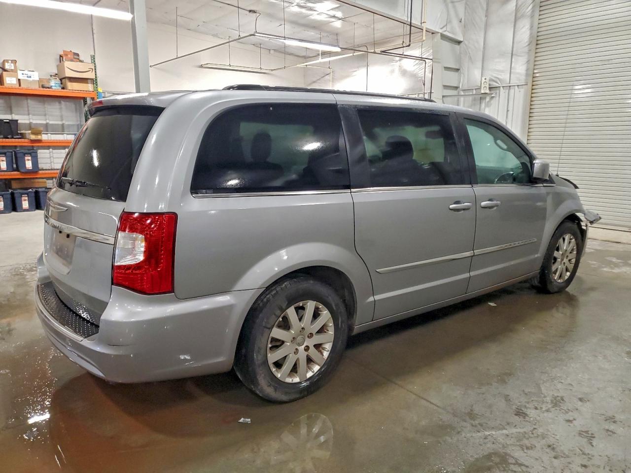 CHRYSLER TOWN & COUNTRY TOURING