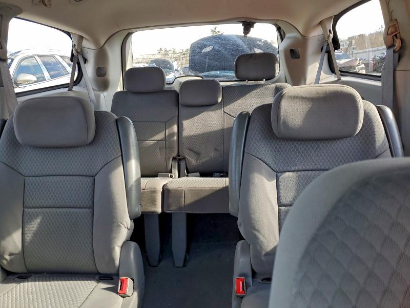 2010 CHRYSLER TOWN & COU #3302729017