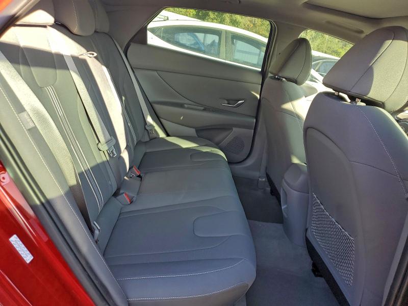 2025 HYUNDAI ELANTRA SE #3308381320