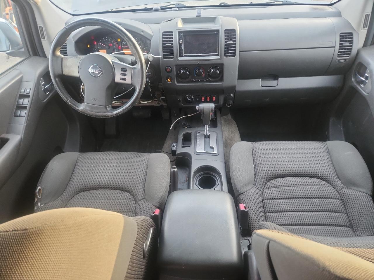 Lot #3290312223 2005 NISSAN FRONTIER C