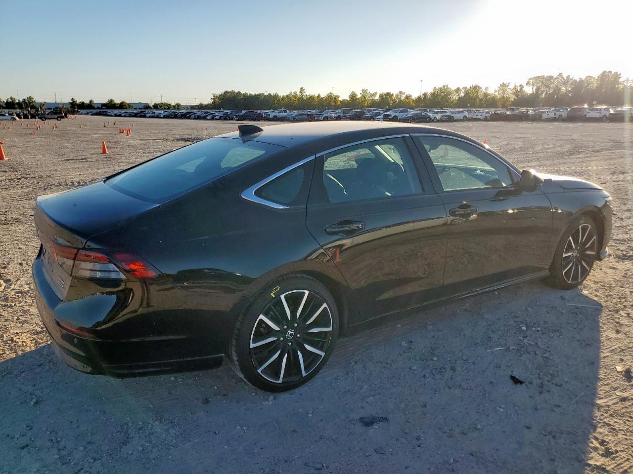 HONDA ACCORD TOURING HYBRID