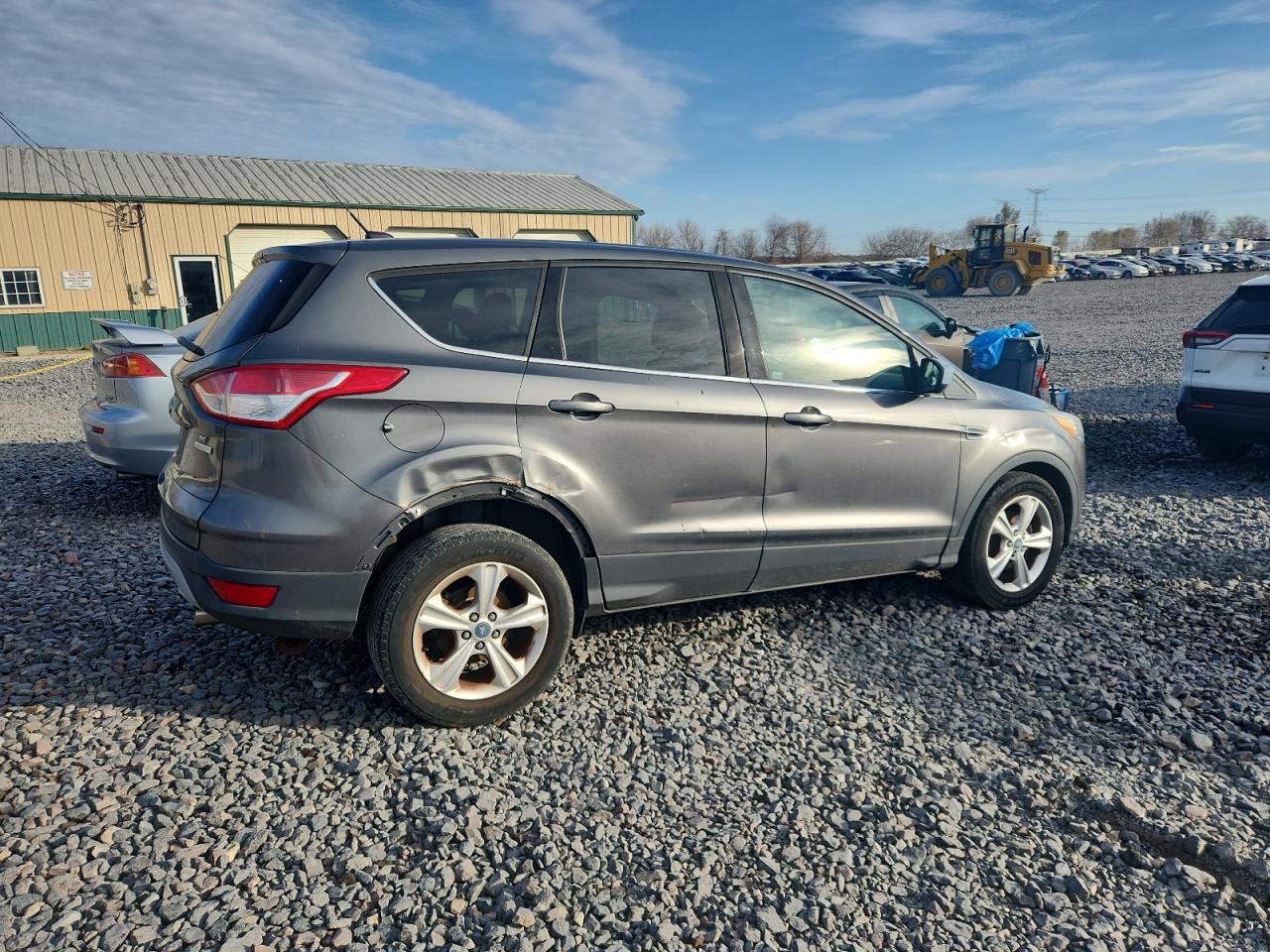 FORD ESCAPE SE
