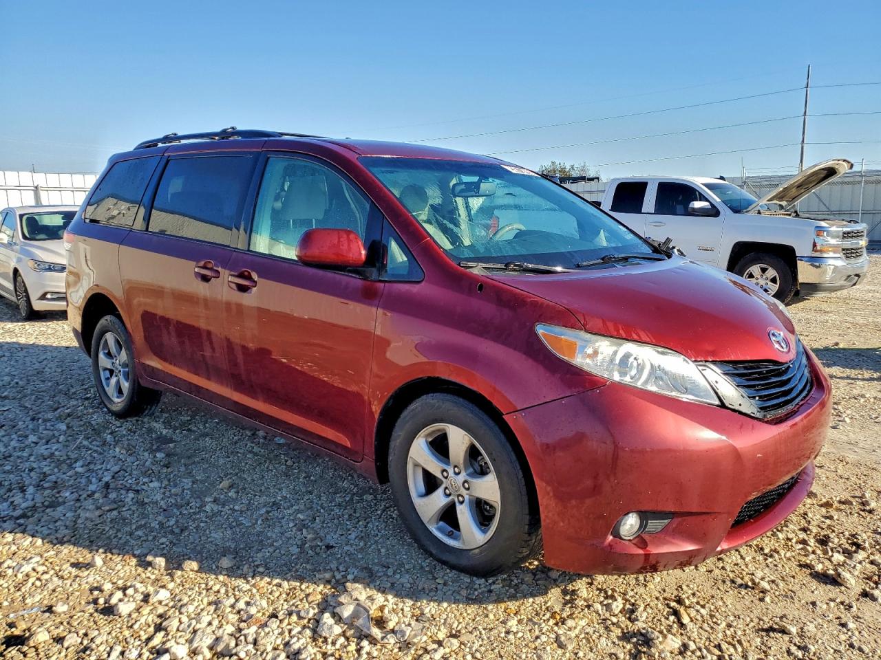 Lot #3298162269 2013 TOYOTA SIENNA LE