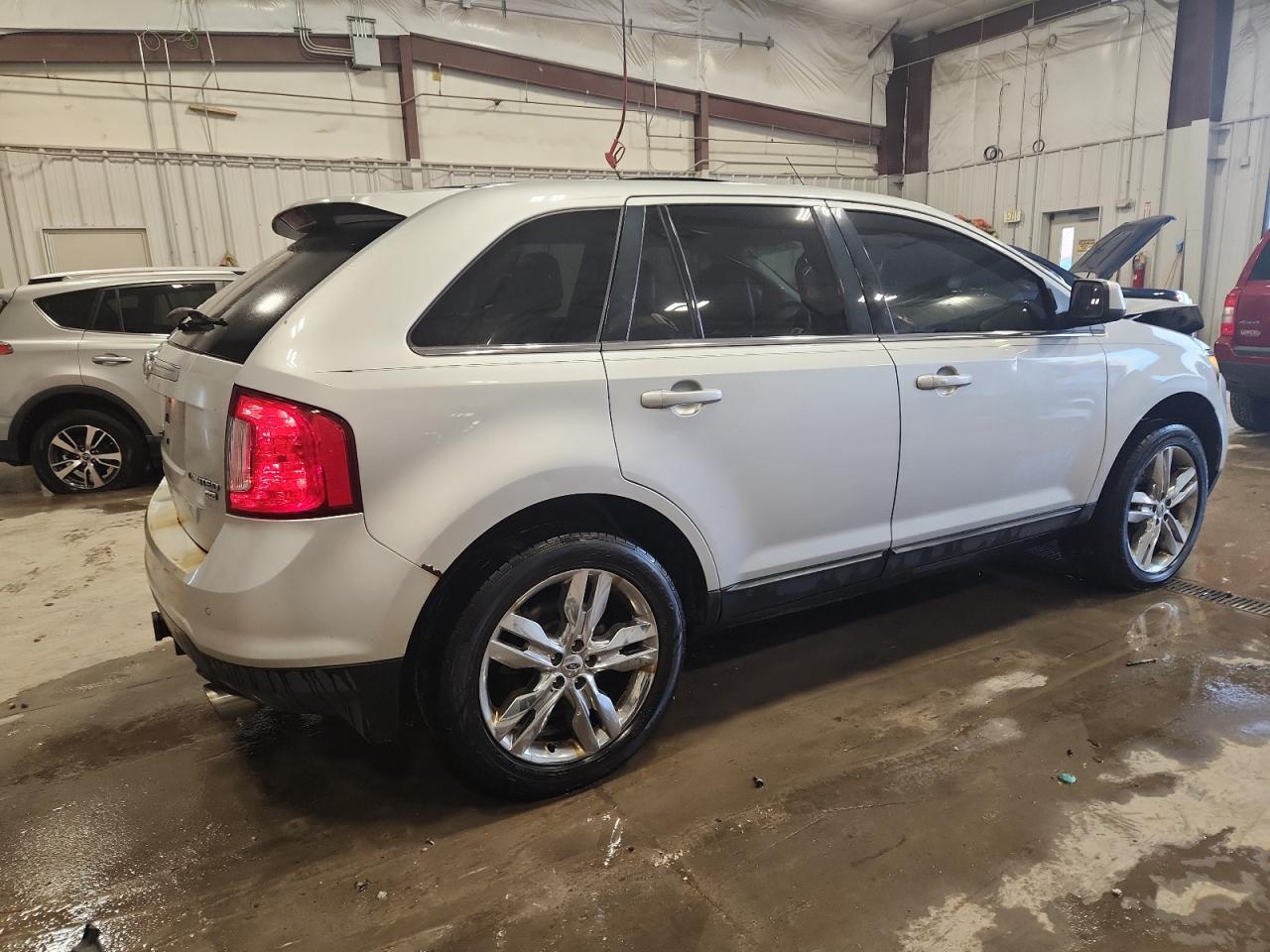 Lot #3309640081 2011 FORD EDGE LIMIT