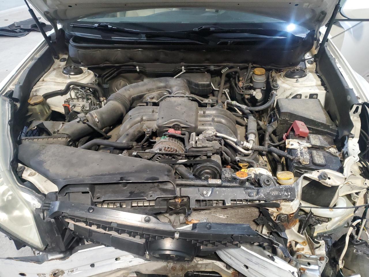 SUBARU LEGACY 3.6R PREMIUM