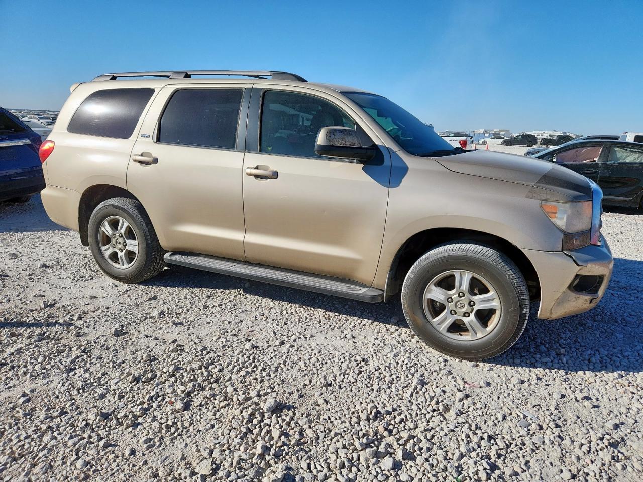 TOYOTA SEQUOIA SR5