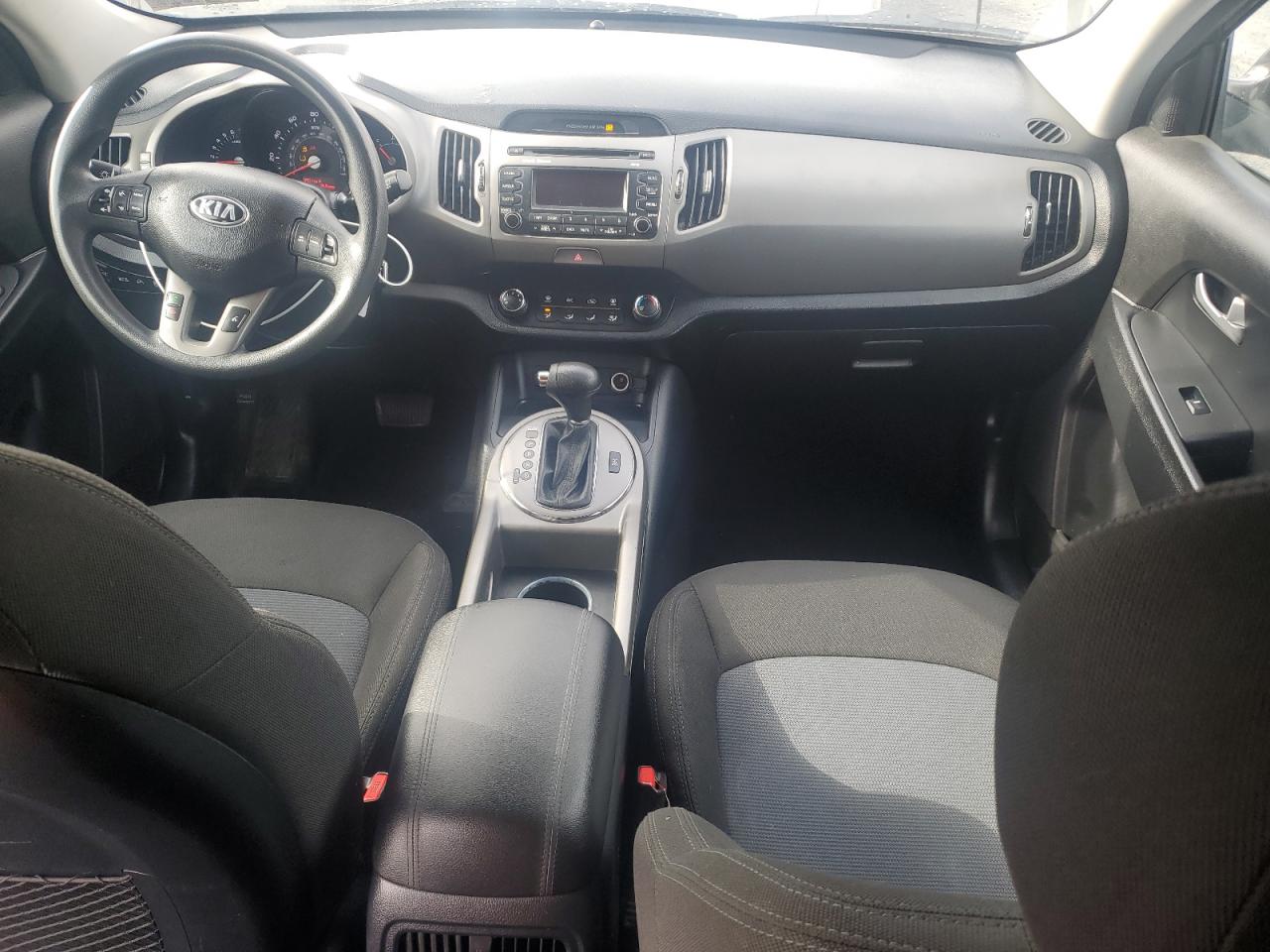 KIA SPORTAGE LX