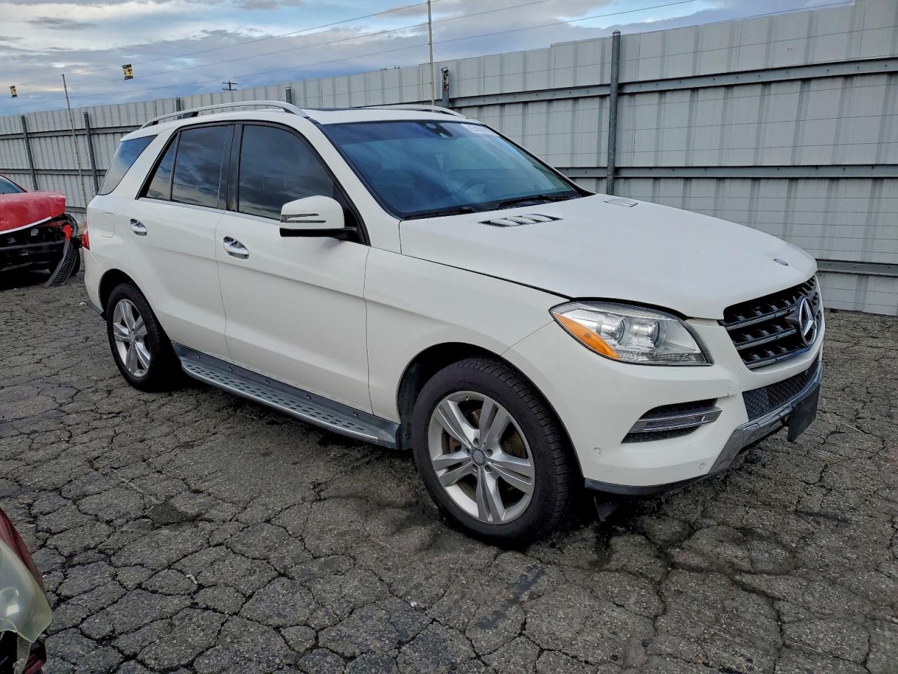 MERCEDES-BENZ M-CLASS 350