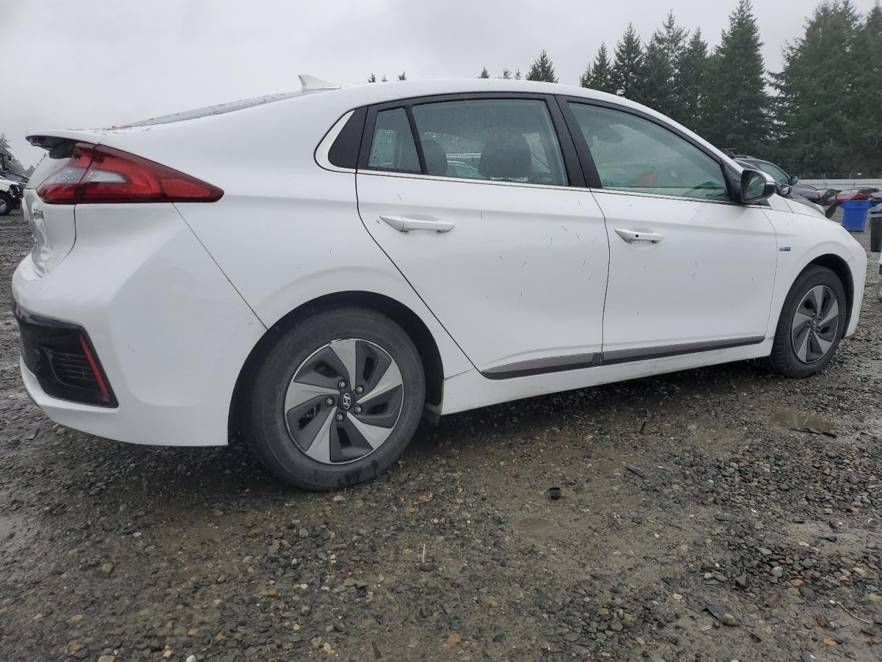 HYUNDAI IONIQ SEL