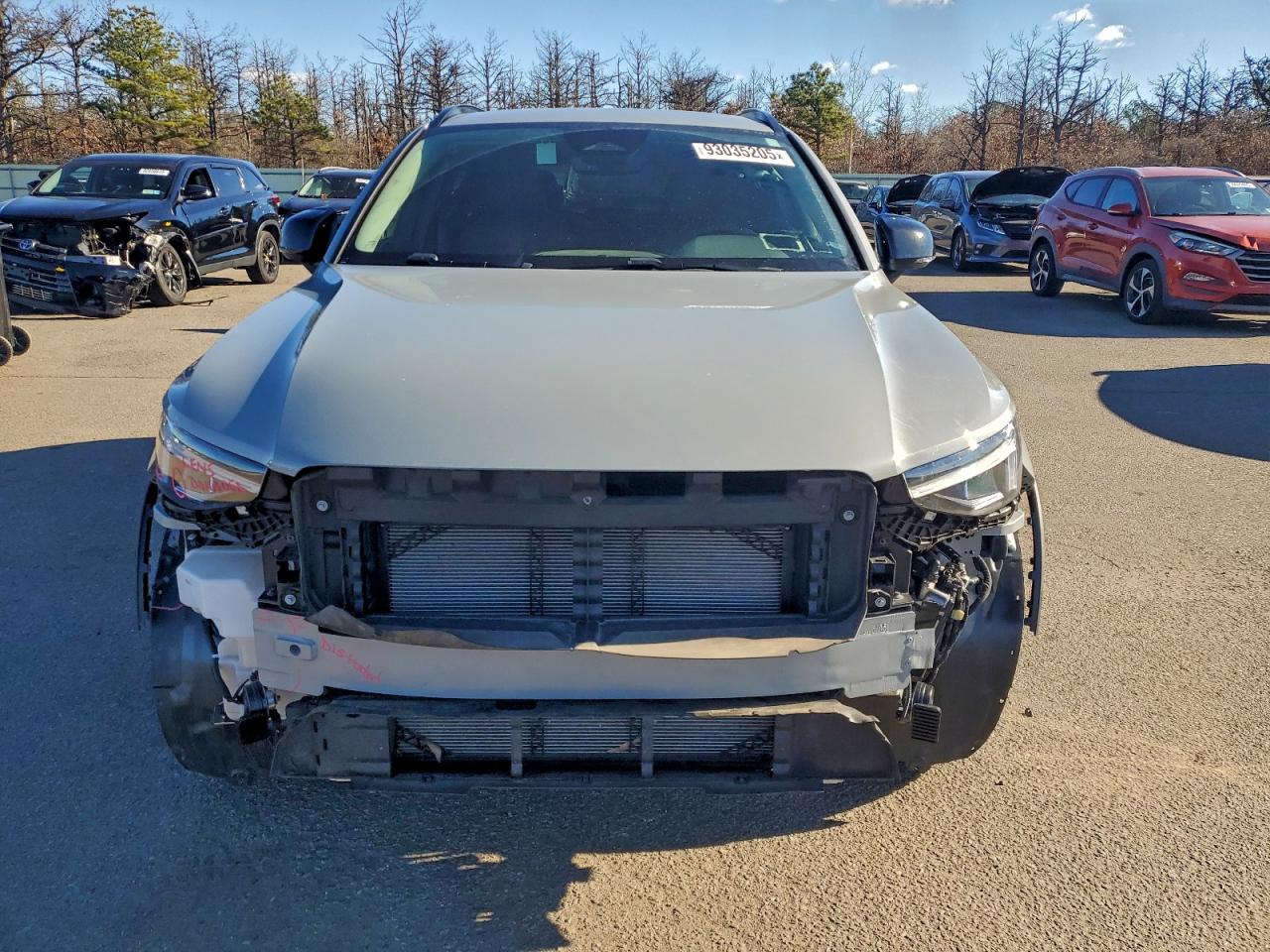 Lot #3315888121 2024 VOLVO XC40 PLUS