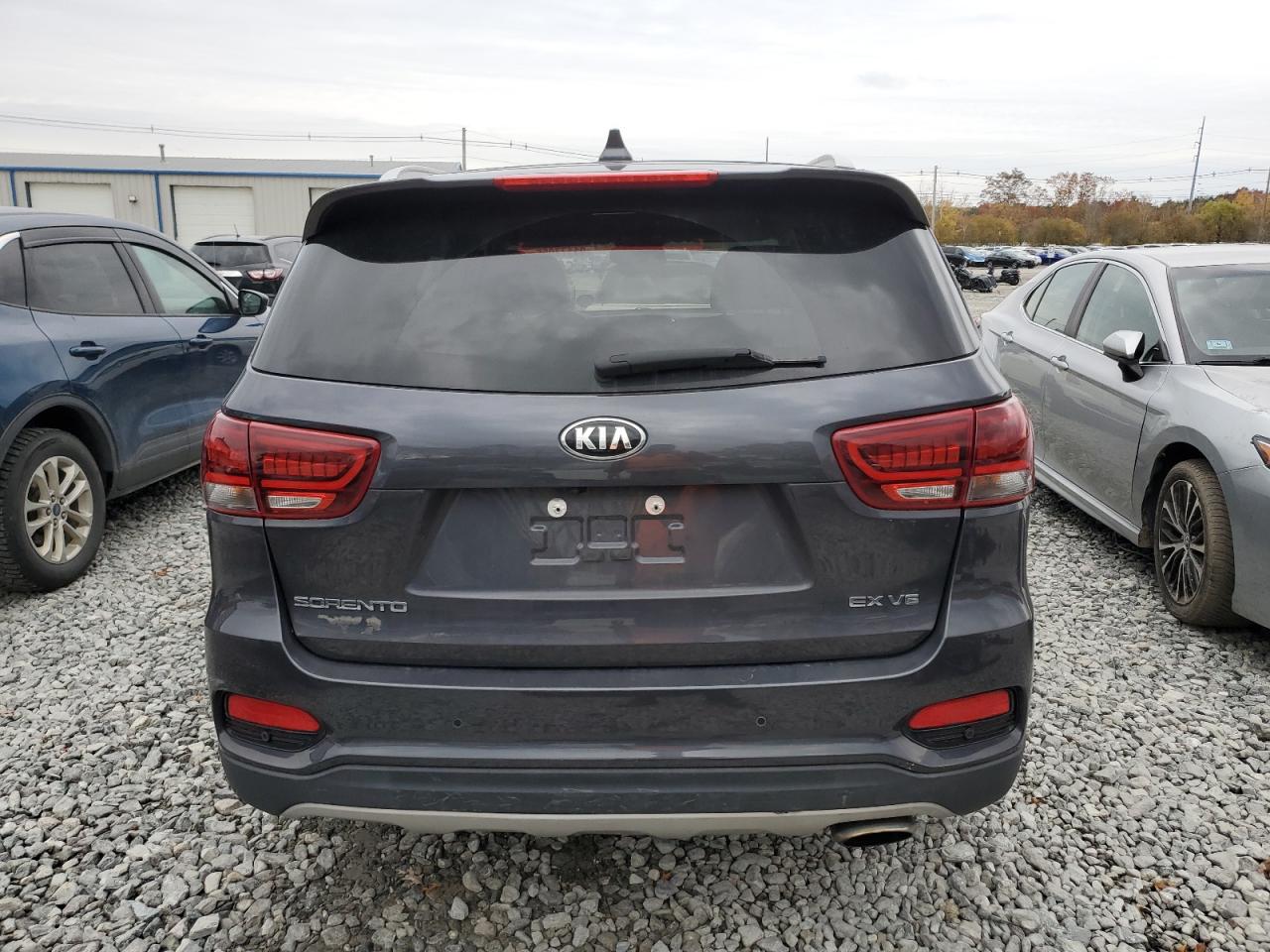 KIA SORENTO EX