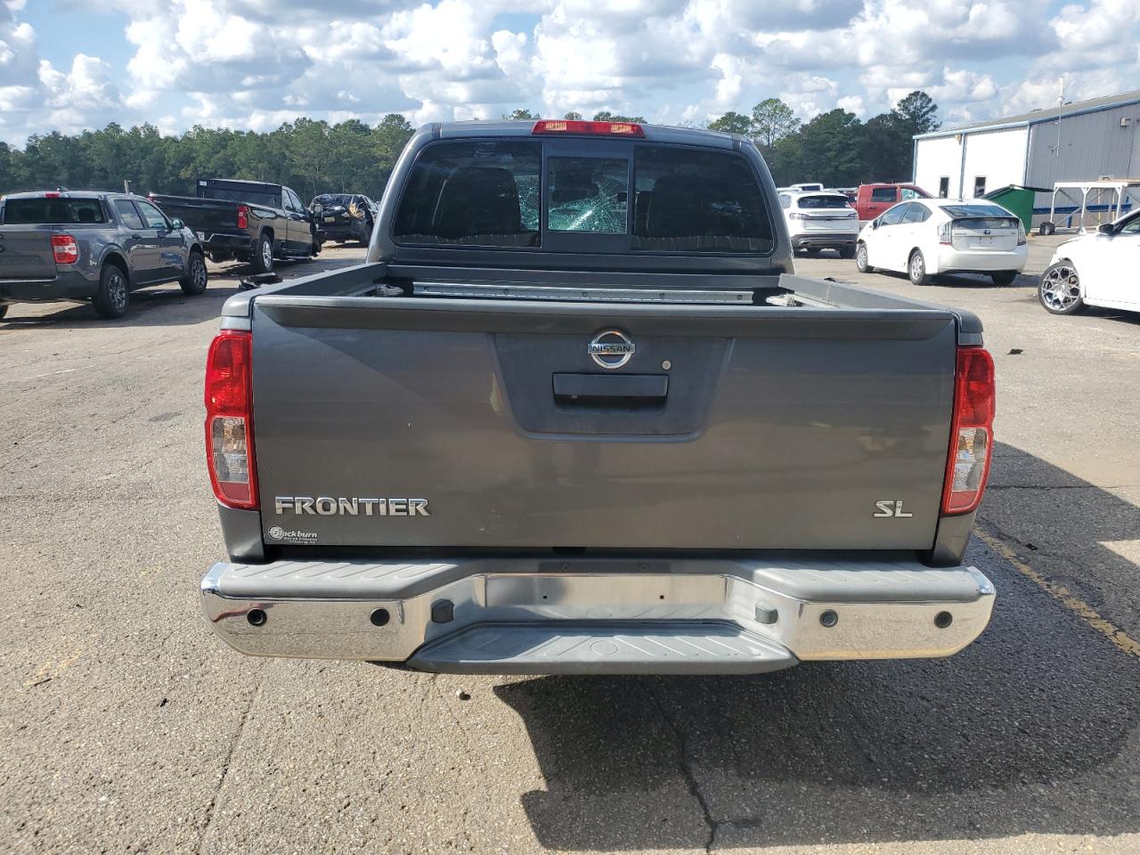 NISSAN FRONTIER S