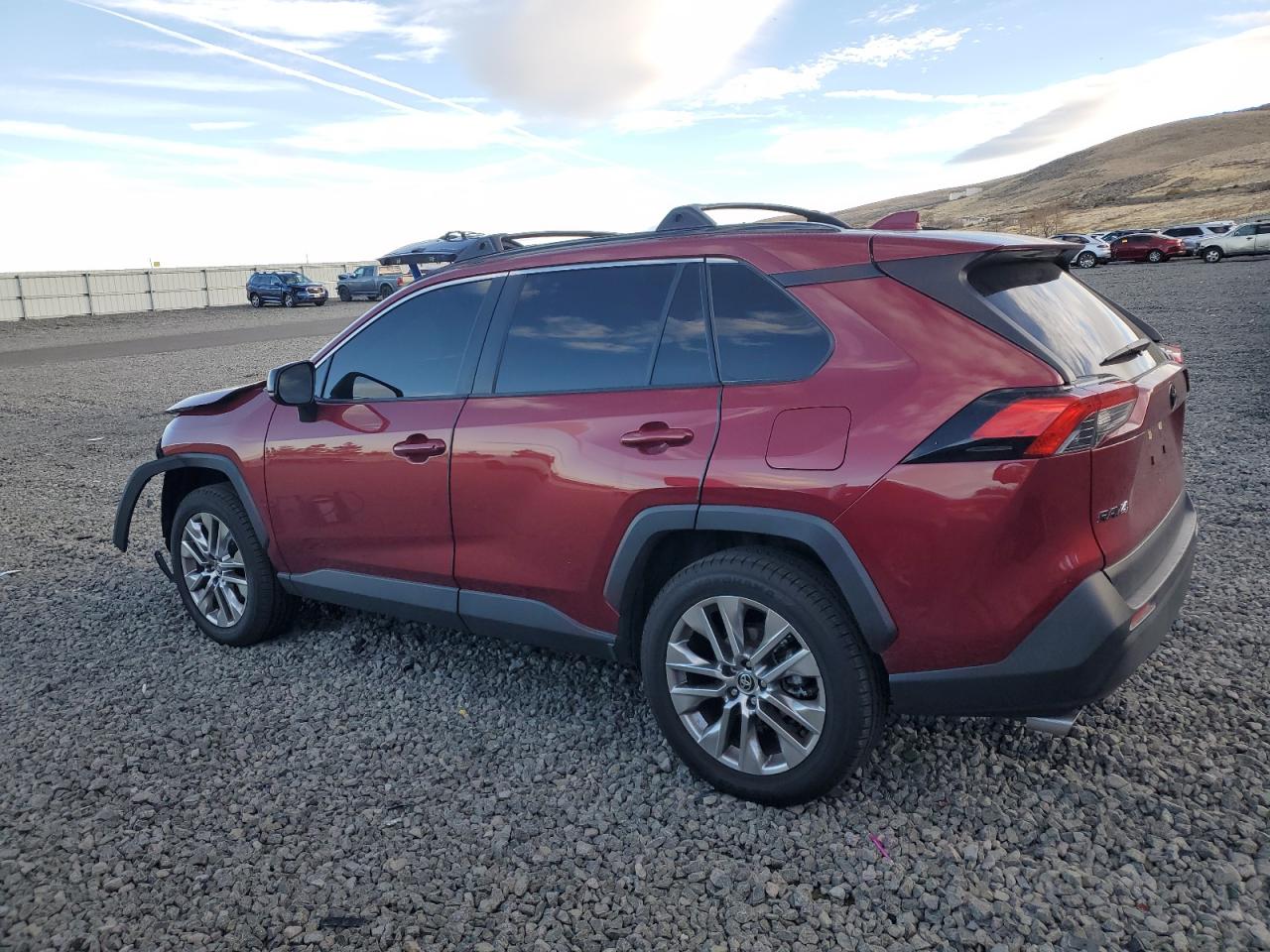 TOYOTA RAV4 LE