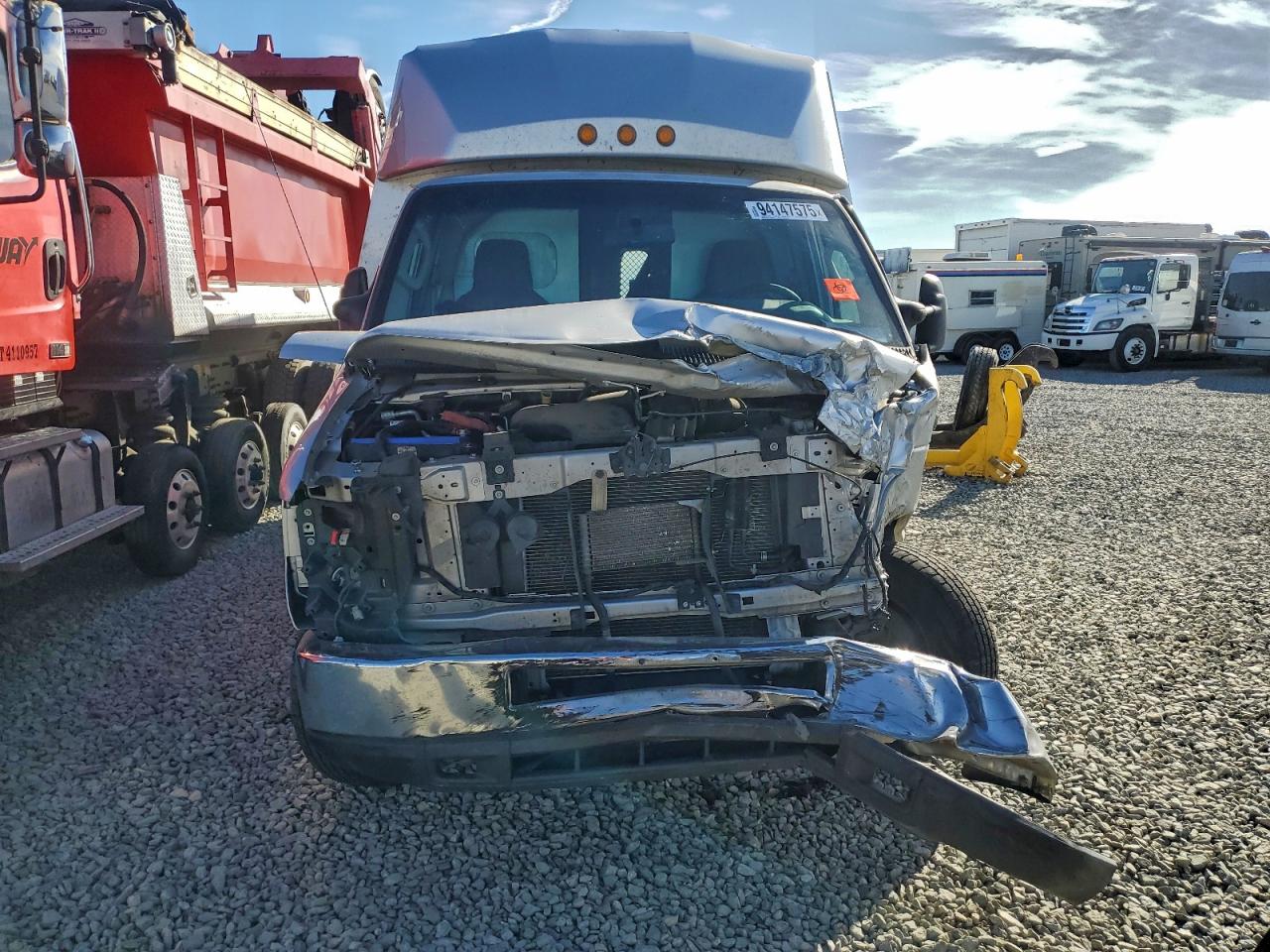 FORD ECONOLINE E450 SUPER DUTY CUTAWAY VAN