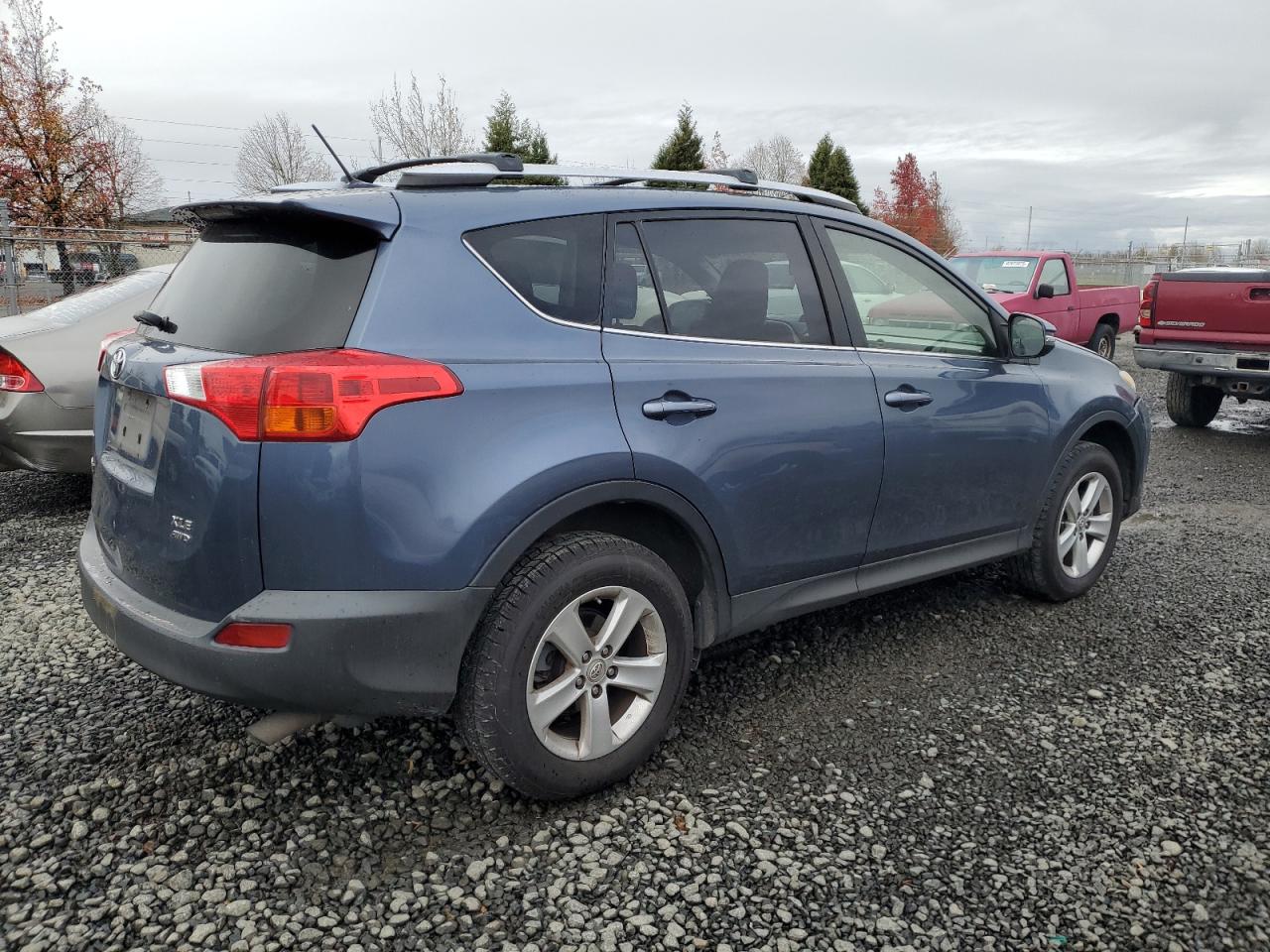 TOYOTA RAV4 XLE