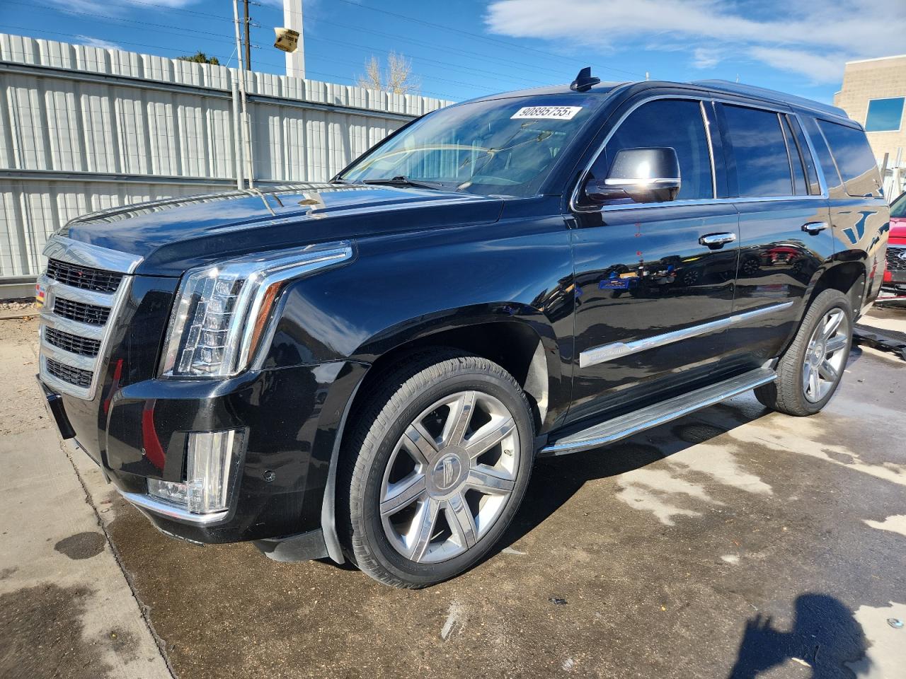 CADILLAC ESCALADE LUXURY