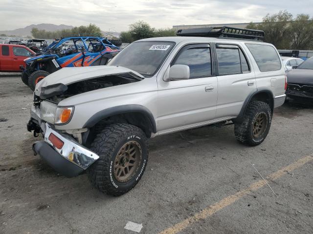TOYOTA 4RUNNER SR