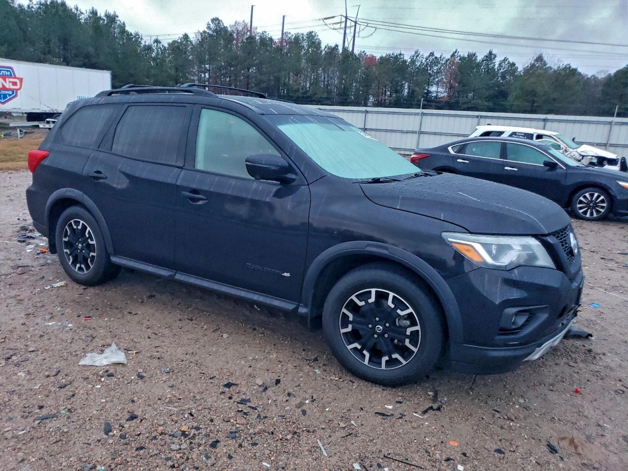 NISSAN PATHFINDER SL