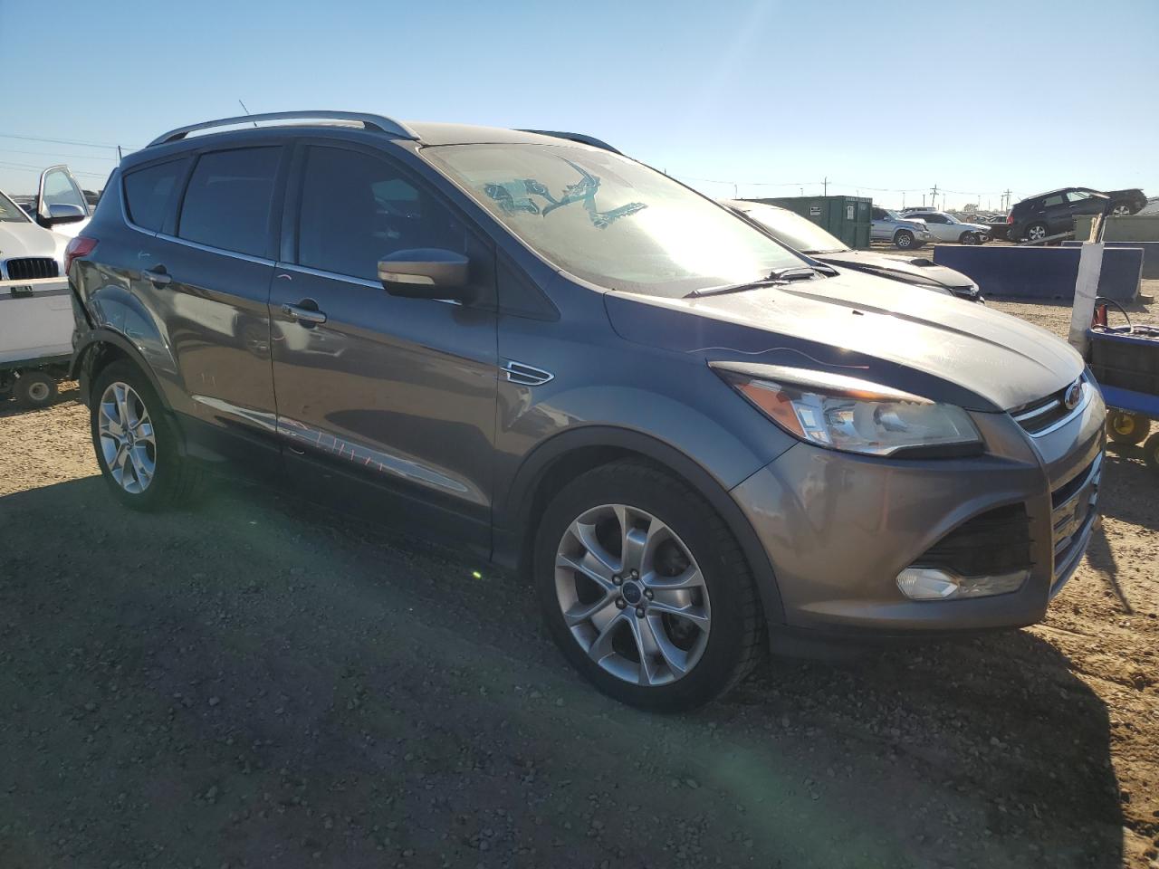 FORD ESCAPE TITANIUM