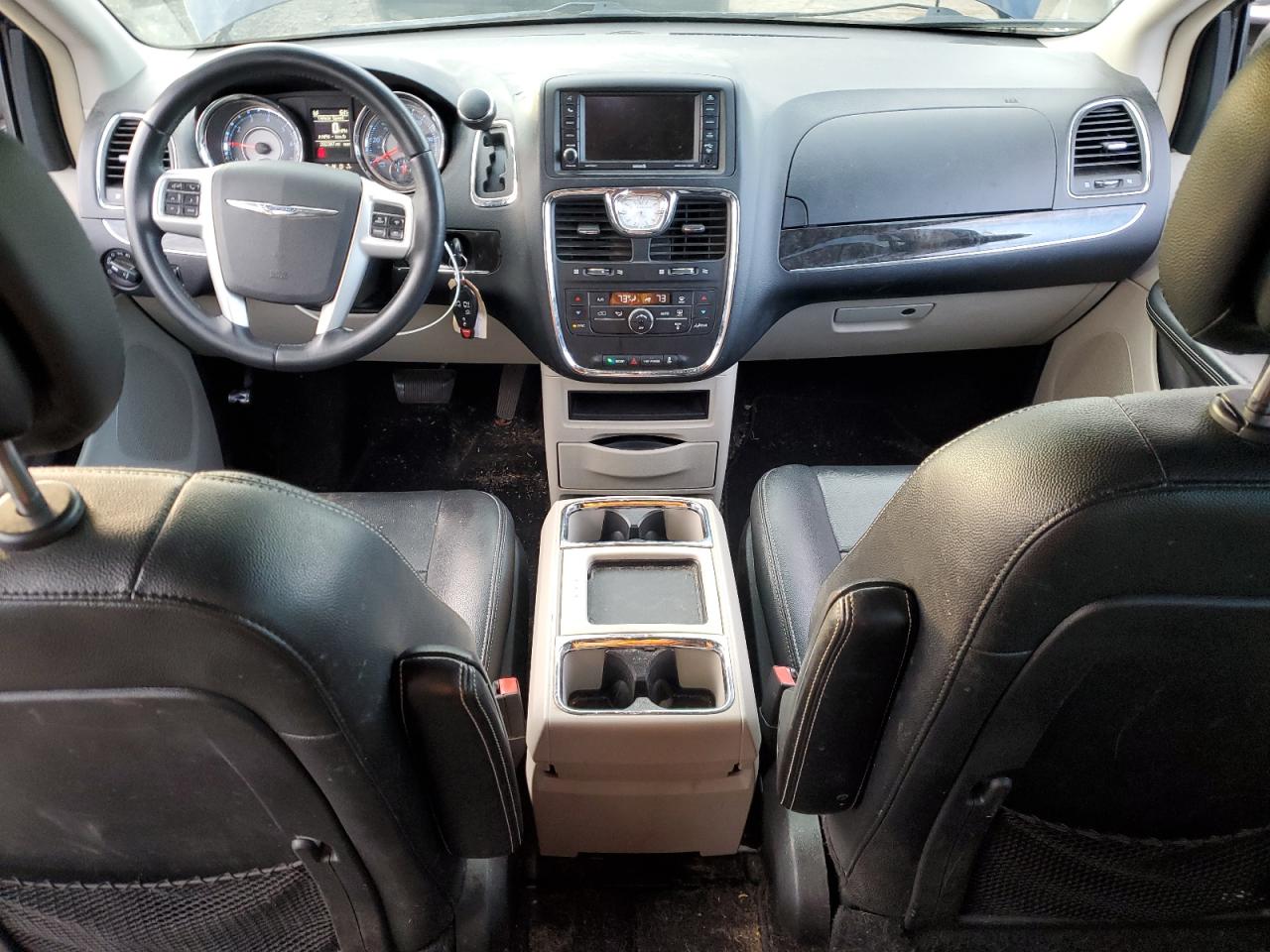 CHRYSLER TOWN & COUNTRY TOURING