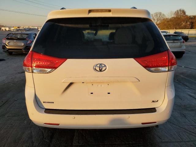 2014 TOYOTA SIENNA XLE #3304702923