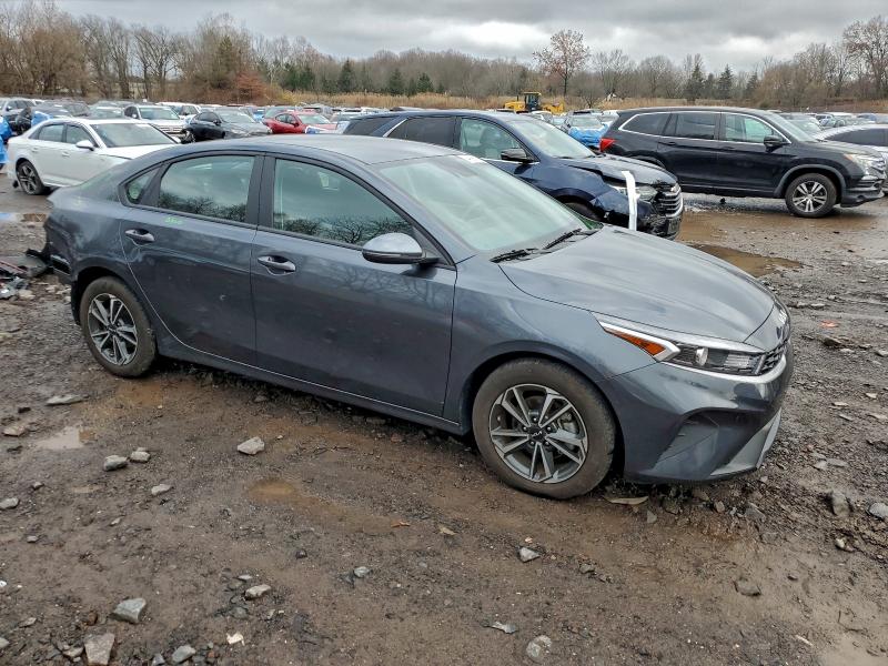 2023 KIA FORTE LX #3303975779