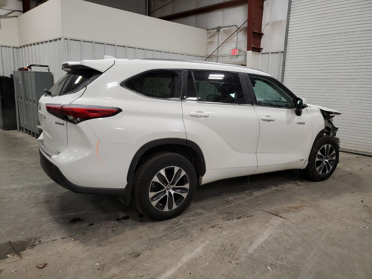 TOYOTA HIGHLANDER HYBRID XLE