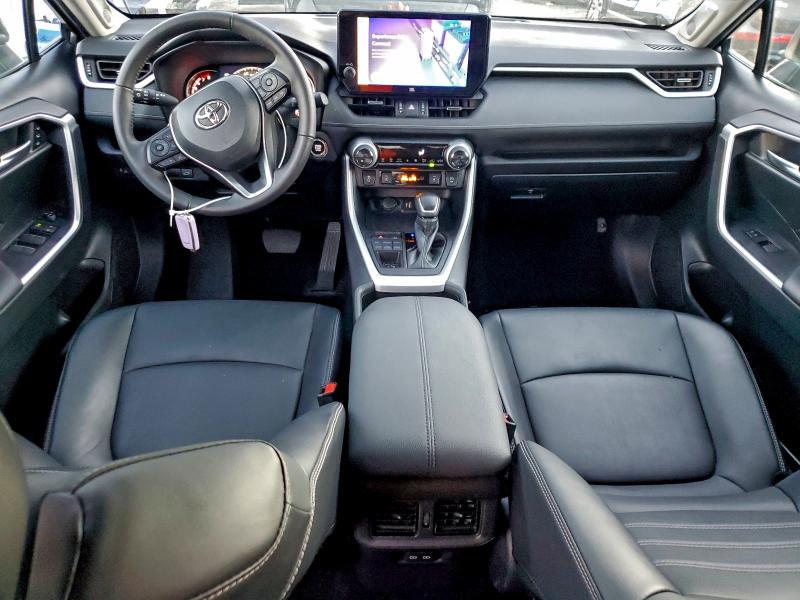 2024 TOYOTA RAV4 XLE P #3318985917