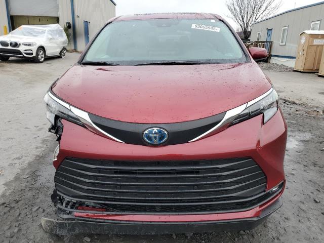 2025 TOYOTA SIENNA XLE #3294495534