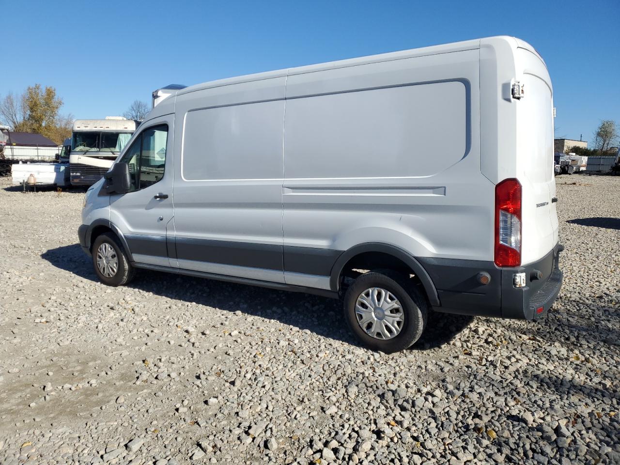 Lot #3310424963 2015 FORD TRANSIT T-