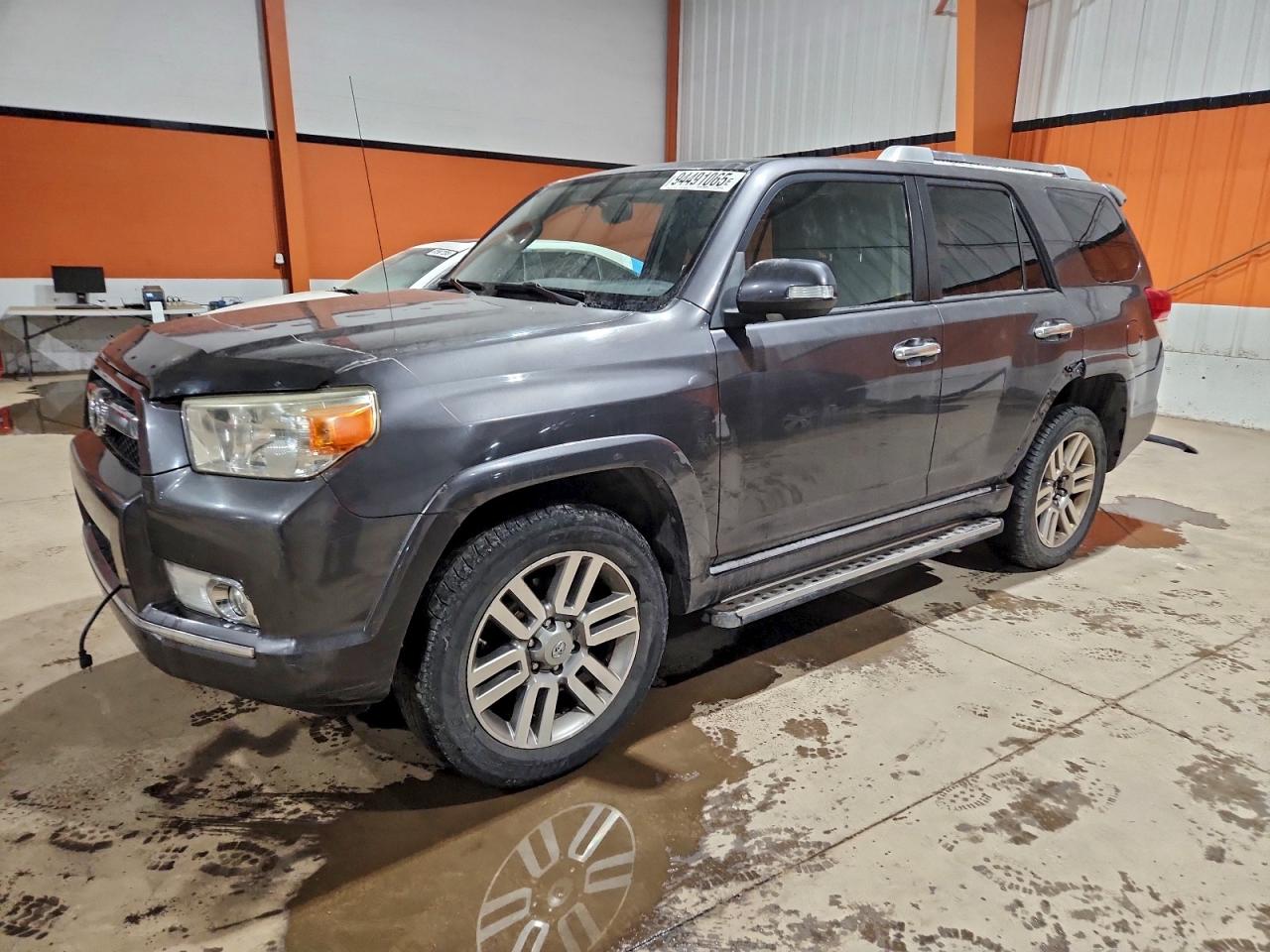TOYOTA 4RUNNER SR5