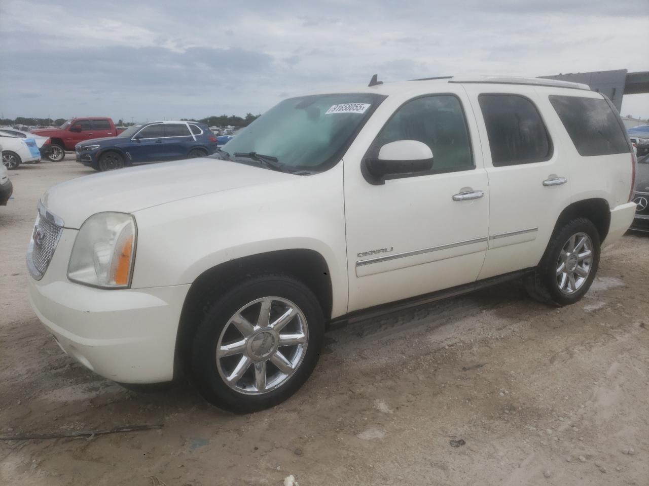 GMC YUKON DENALI