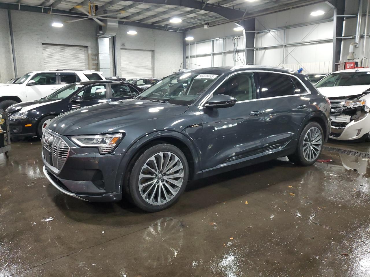 AUDI E-TRON PRESTIGE