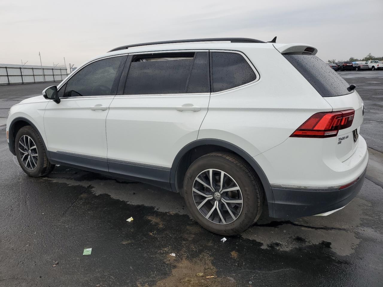 VOLKSWAGEN TIGUAN SE