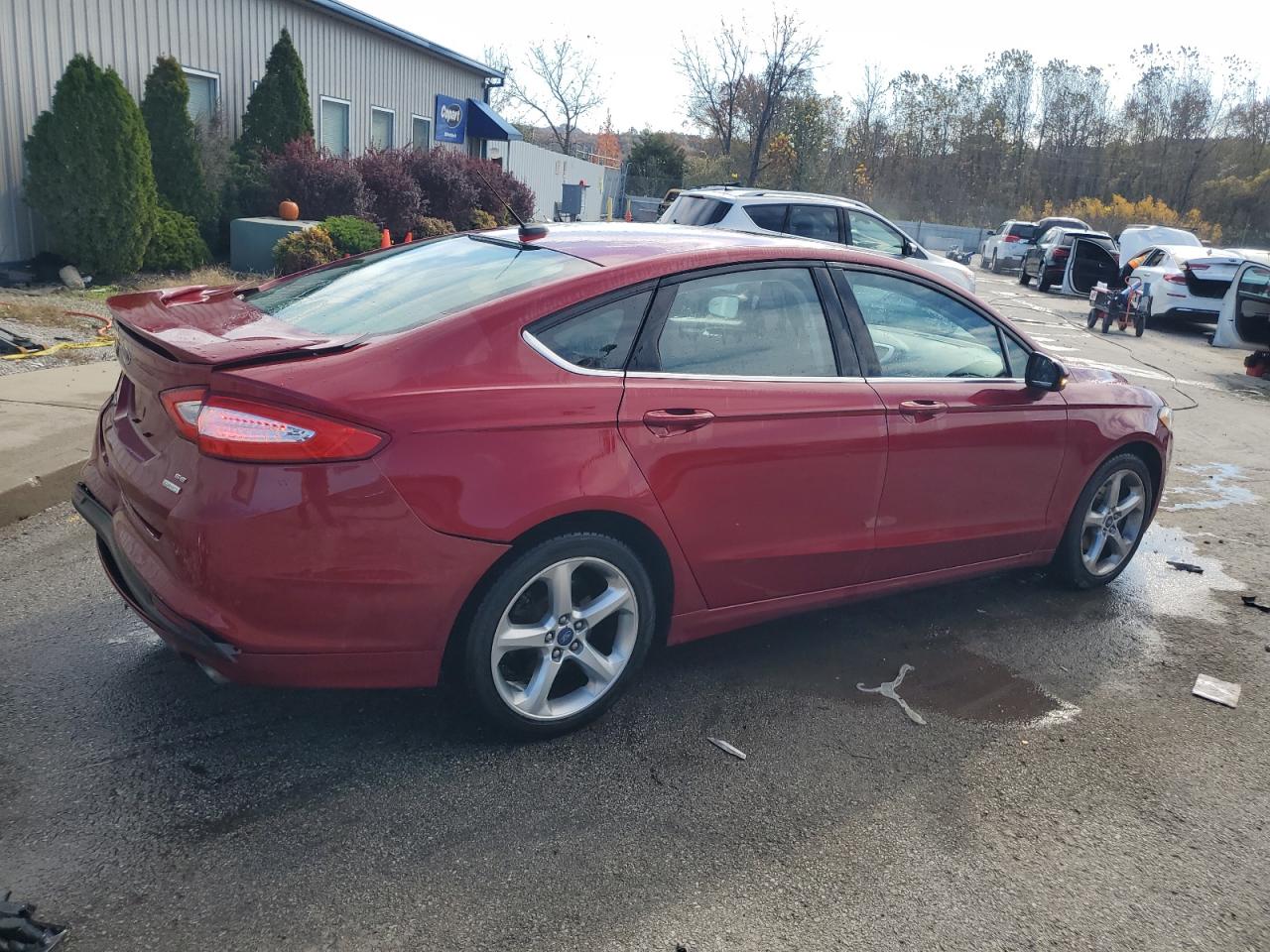 FORD FUSION SE
