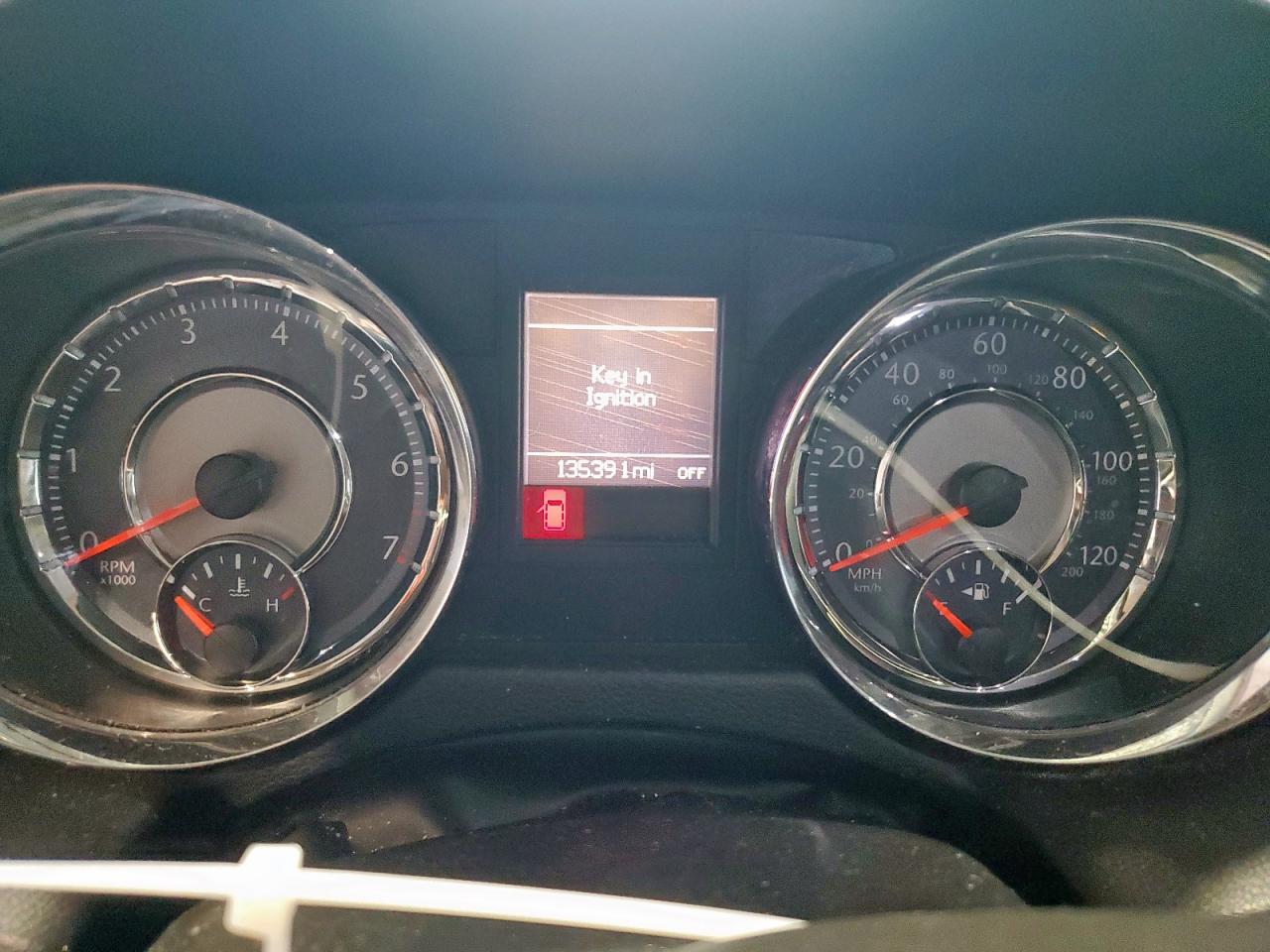 CHRYSLER TOWN & COUNTRY TOURING