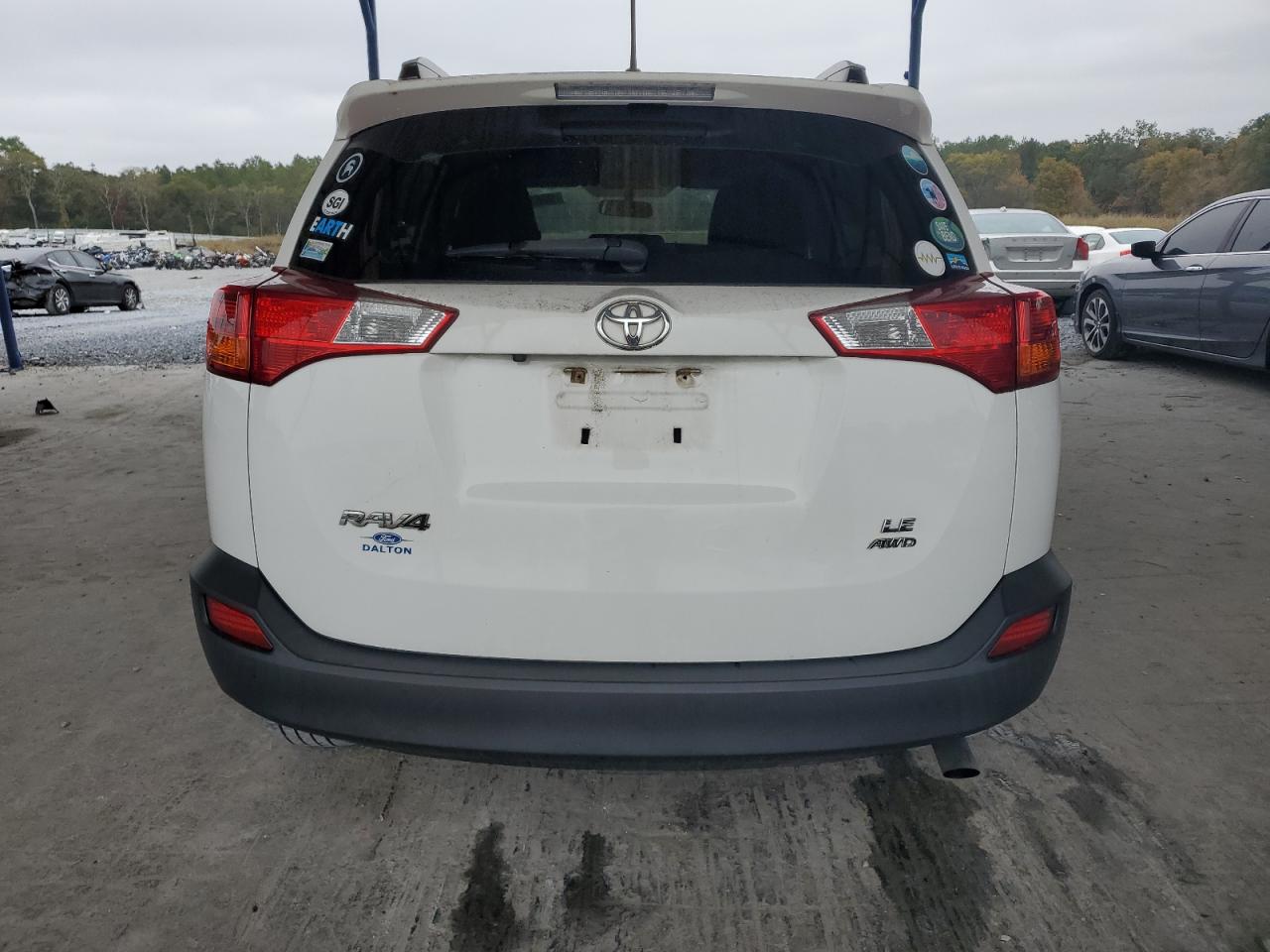 TOYOTA RAV4 LE