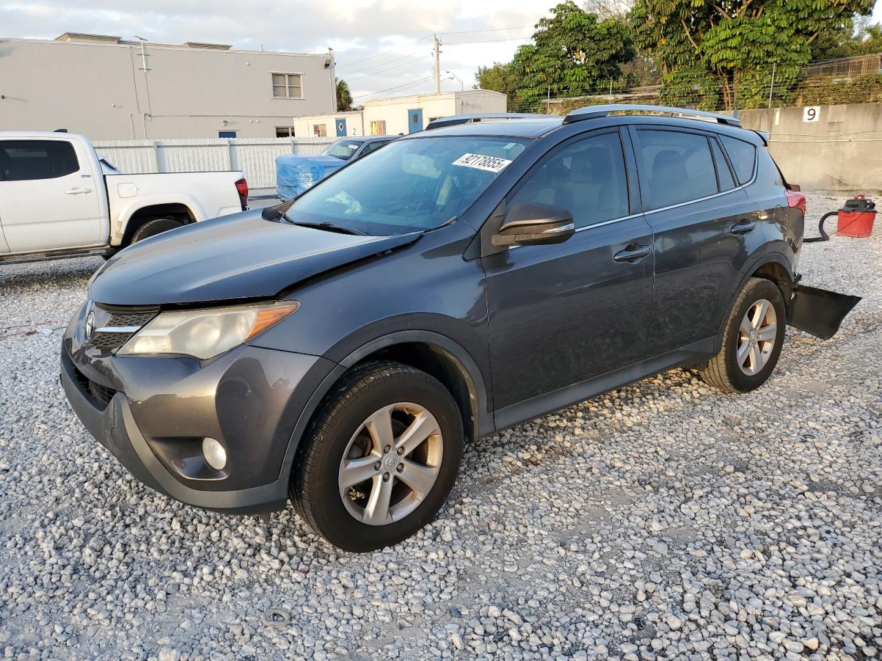 TOYOTA RAV4 XLE