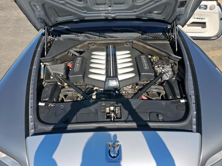 2016 ROLLS-ROYCE WRAITH SCA665C58GUX86329