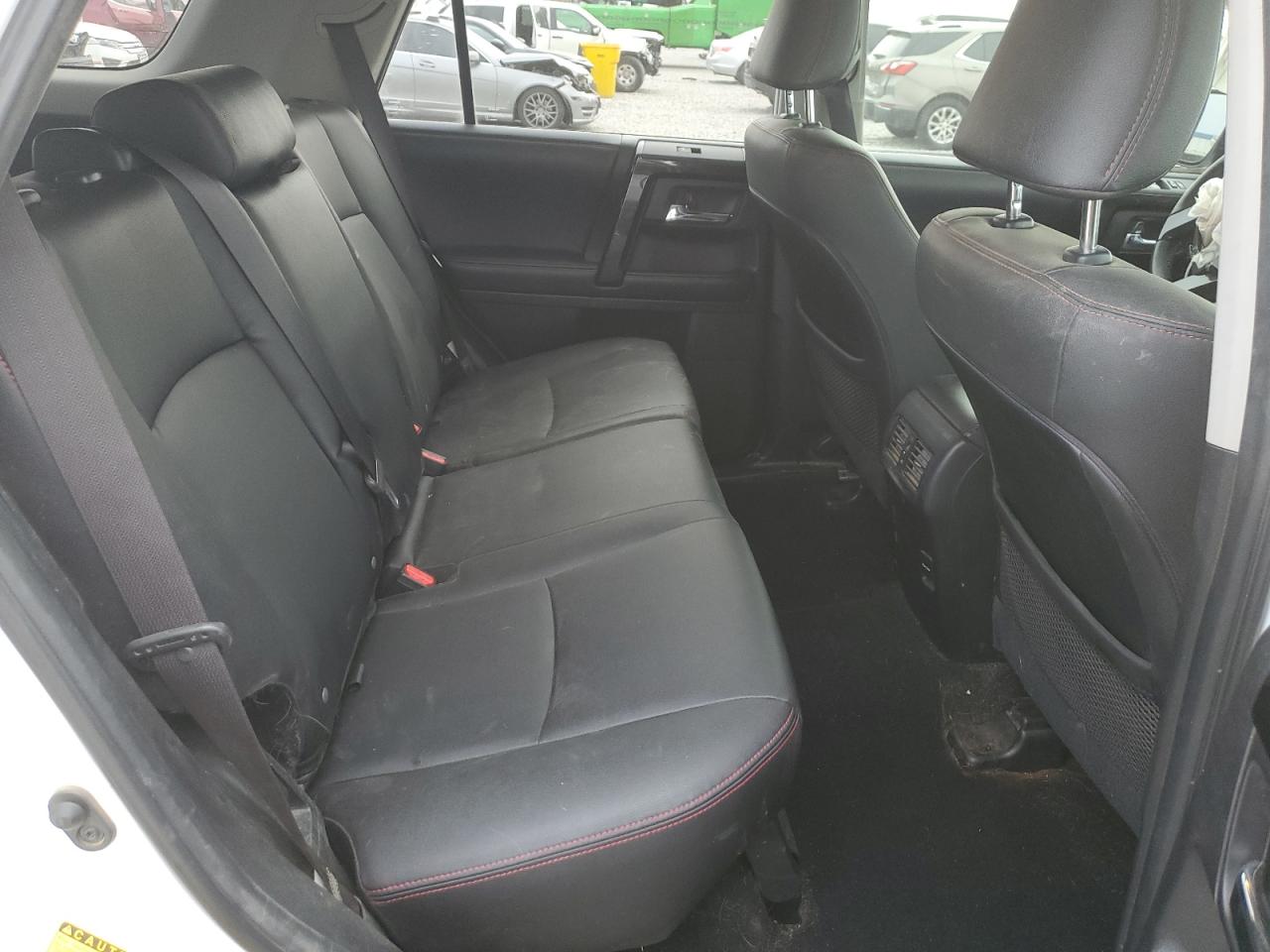 TOYOTA 4RUNNER SR5/SR5 PREMIUM