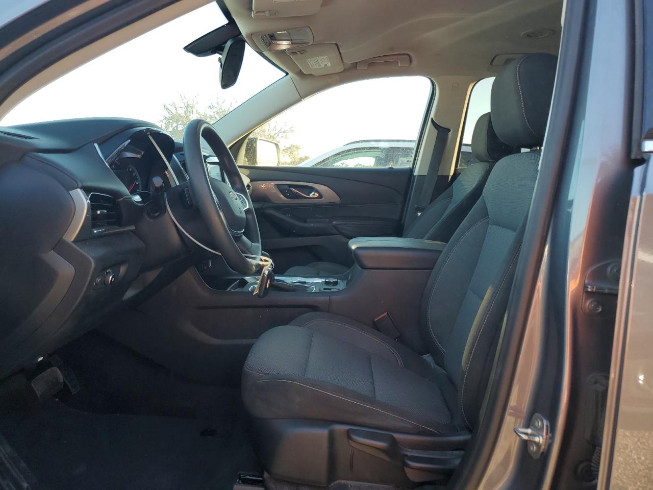 CHEVROLET TRAVERSE LS