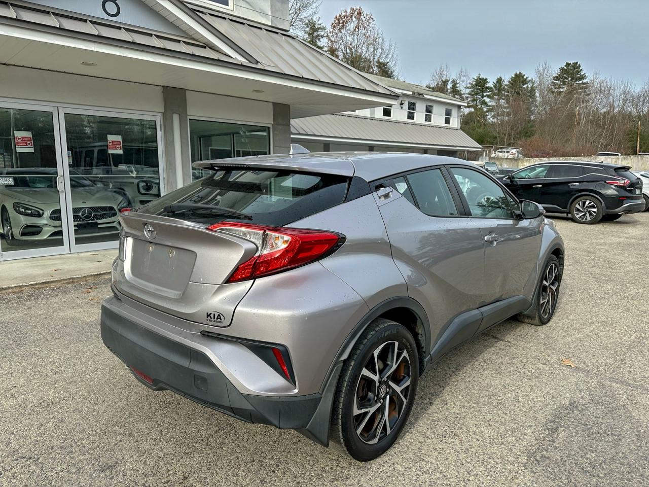 TOYOTA C-HR XLE