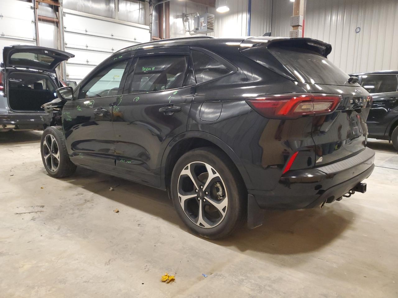 FORD ESCAPE ST LINE SELECT