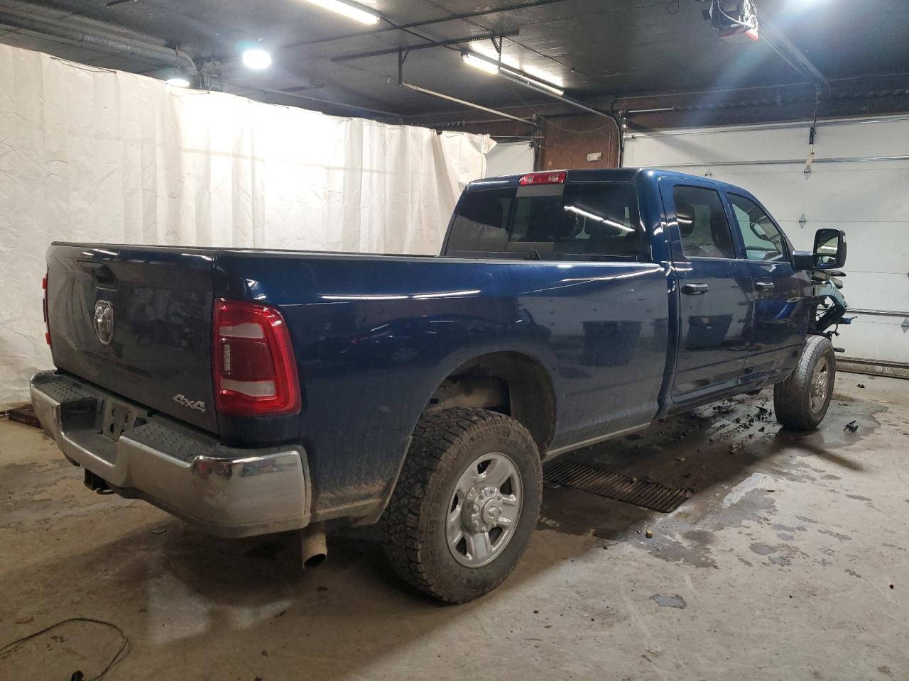 RAM 2500 TRADESMAN