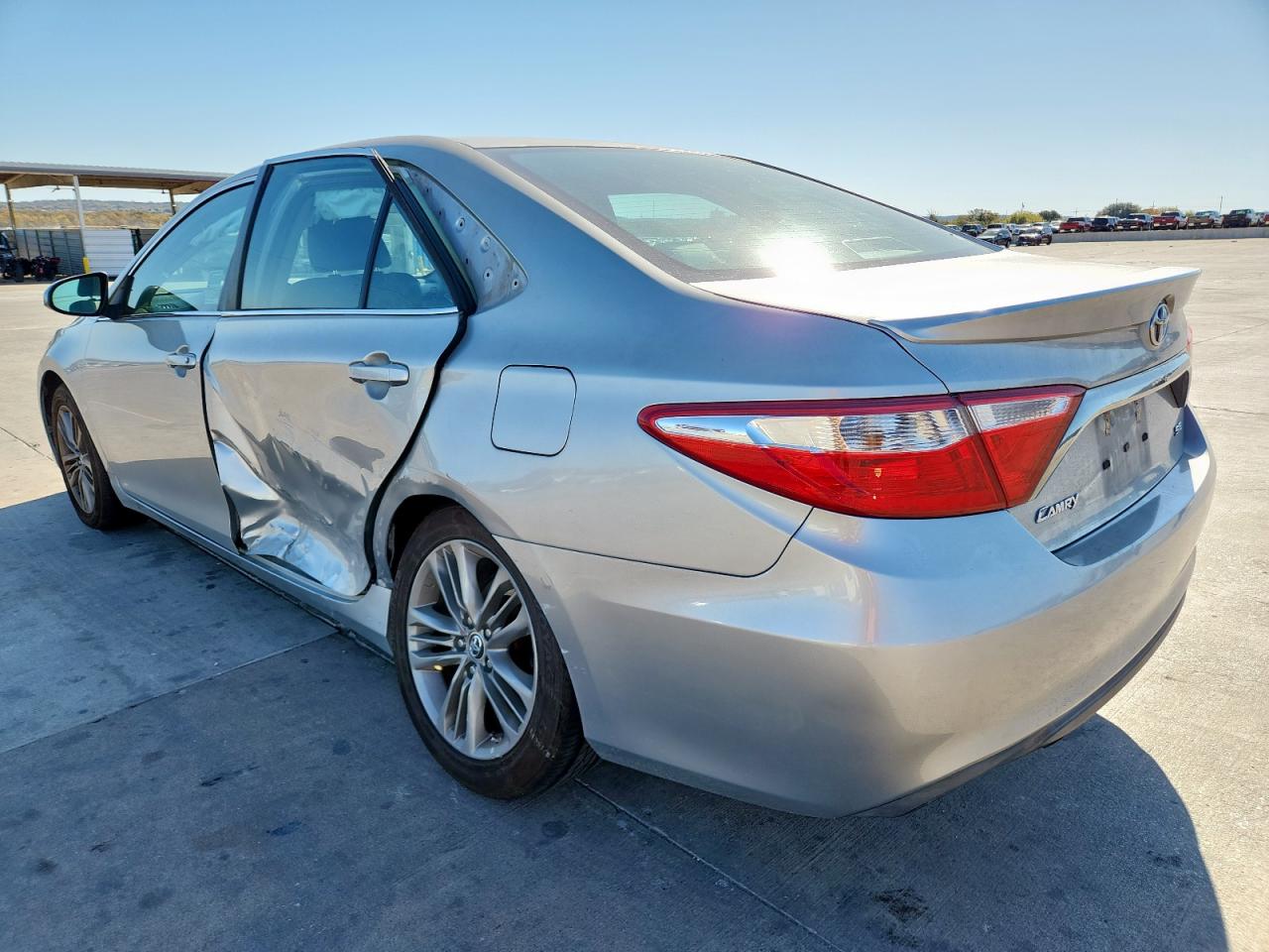 TOYOTA CAMRY LE