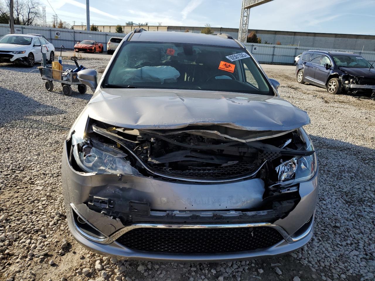 CHRYSLER PACIFICA TOURING L