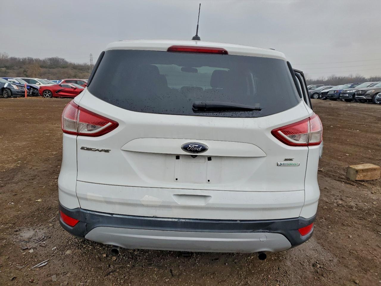 FORD ESCAPE SE