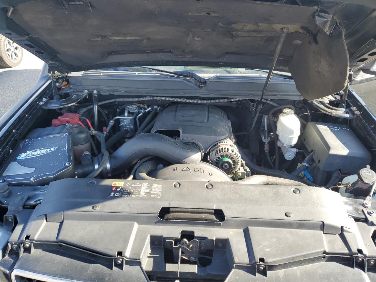 CHEVROLET SUBURBAN K2500 LT