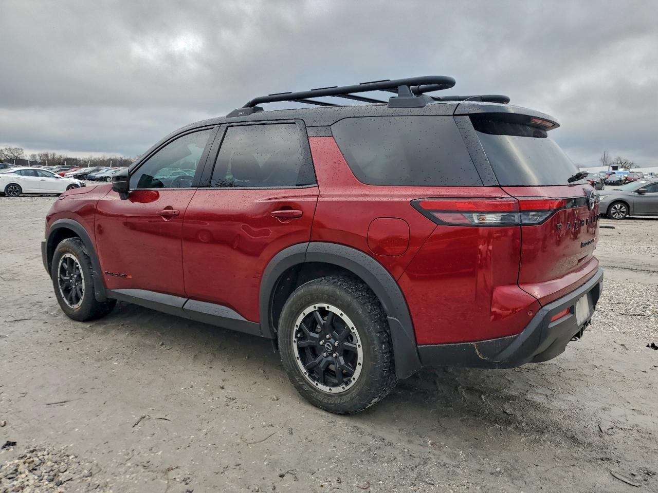 NISSAN PATHFINDER SV